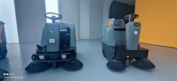 掃地機的出現(xiàn)給大家解決了哪些煩惱 掃地機的出現(xiàn)給大家解決了哪些煩惱