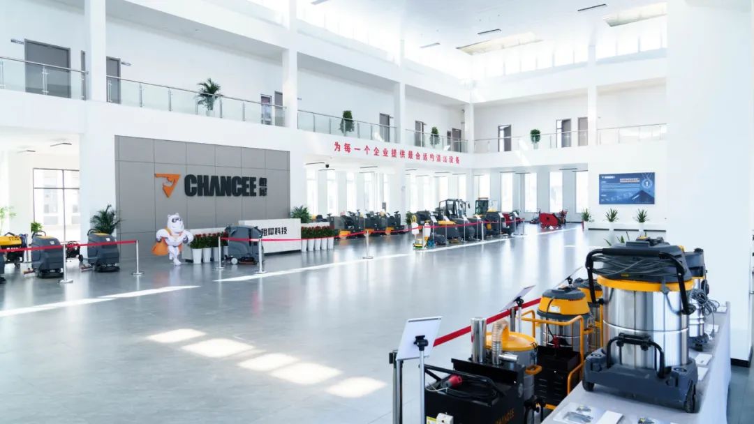 橙犀掃地機效果如何? 橙犀掃地機效果如何?