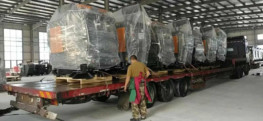 橙犀掃地機(jī)廠家 橙犀掃地機(jī)廠家